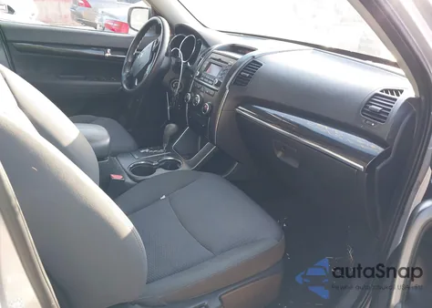 2011 Kia Sorento Lx из США, поврежденный, VIN 5XYKTDA1XBG005167